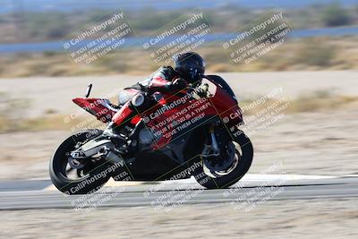 media/Nov-16-2025-Race Pace (Sun) [[8c5fa54630]]/Verified Riders/3-Turn 14 (1045am)/